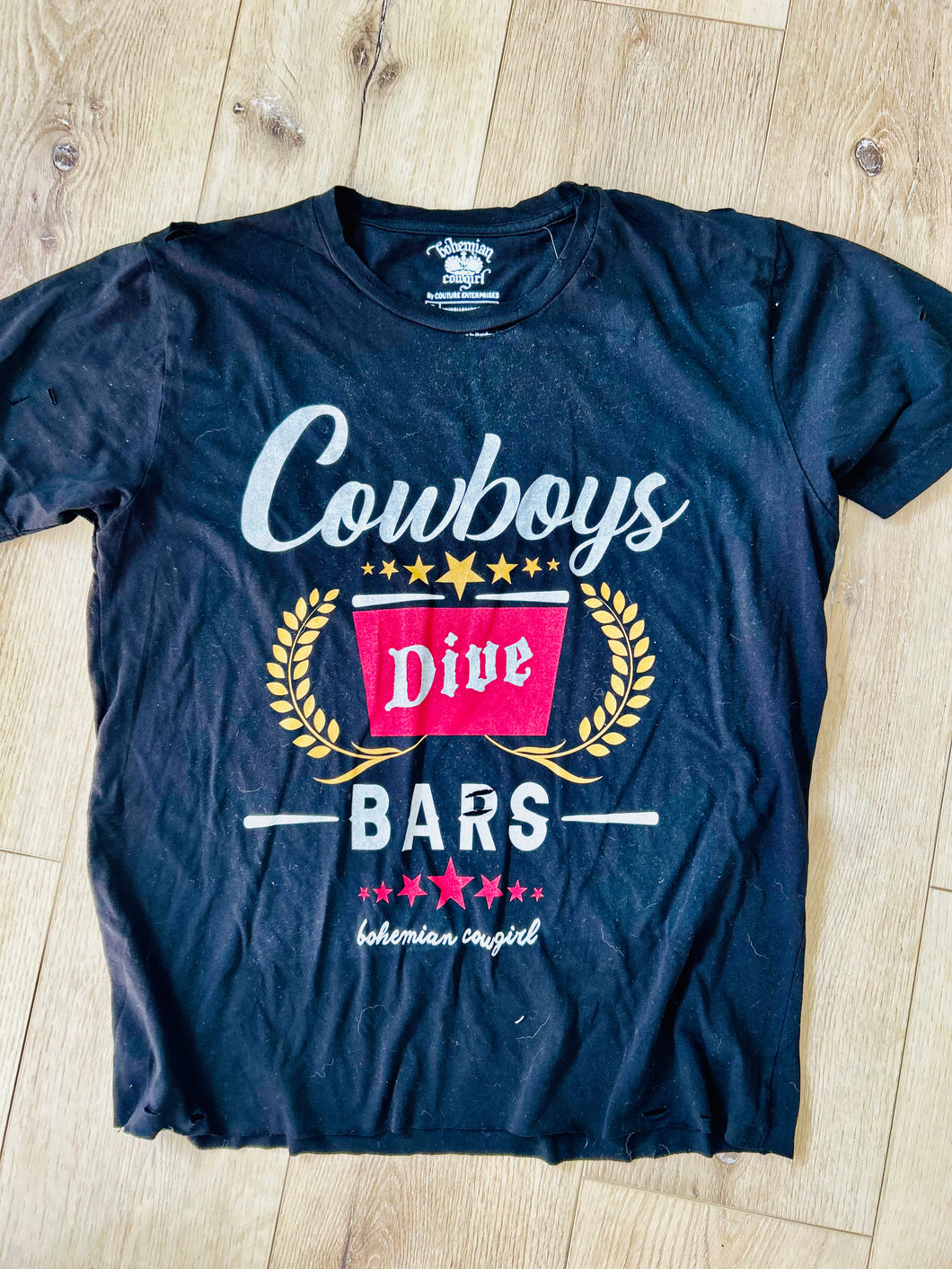 Cowboys & Dive Bars Distressed Tee