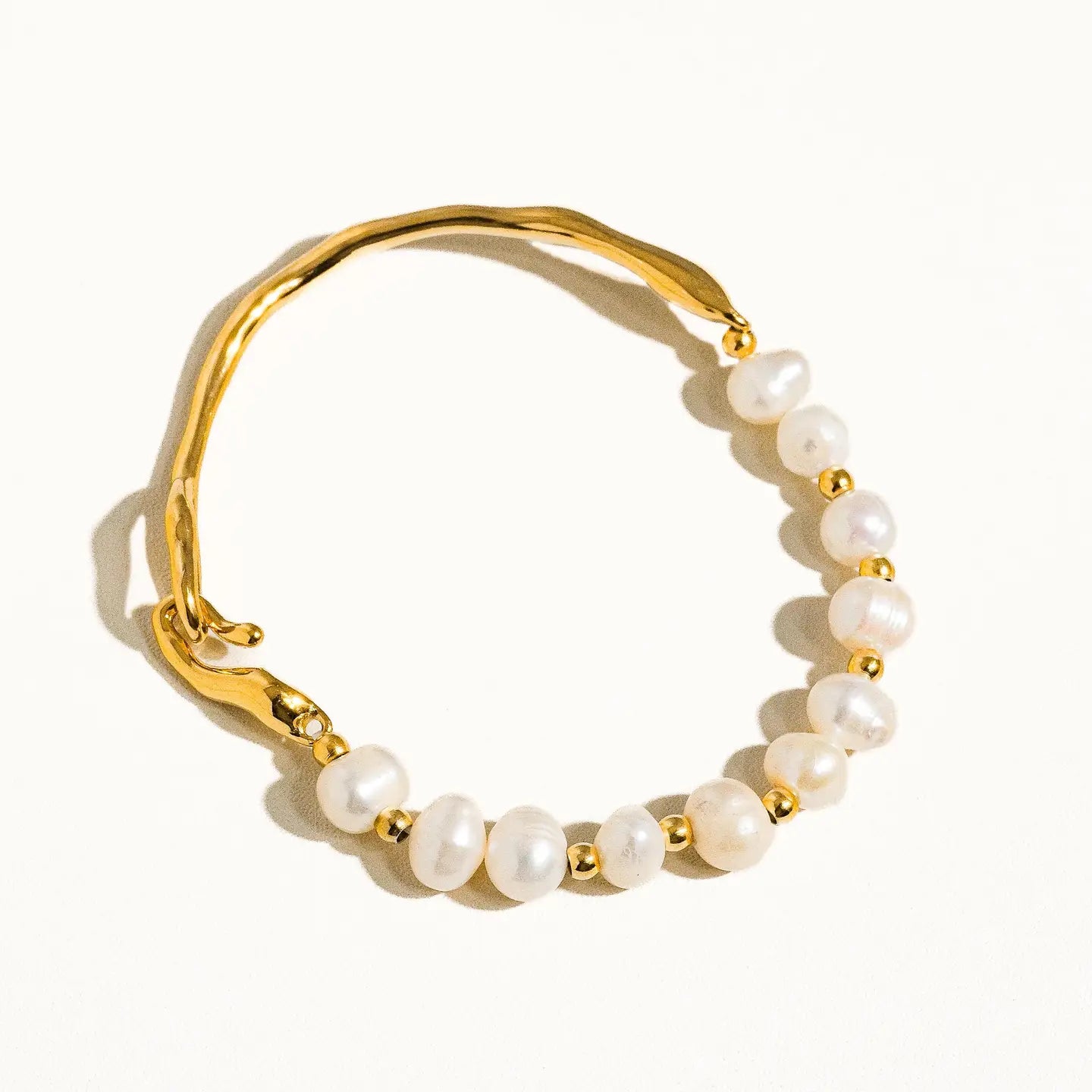 Baroque Pearl Bangle