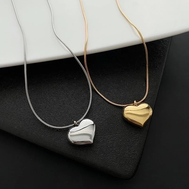 Heart Me Necklace- Gold